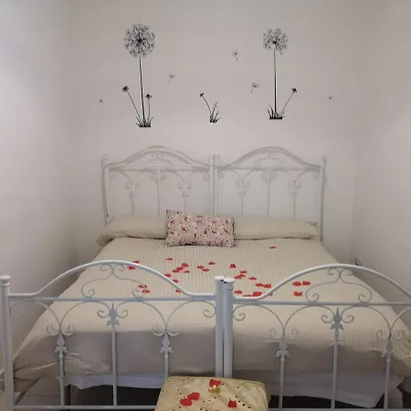 Rhaele Таранто